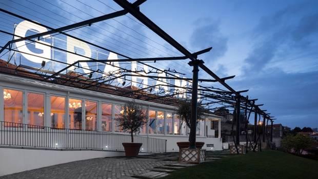 Grahams Port Lodge - Image 1